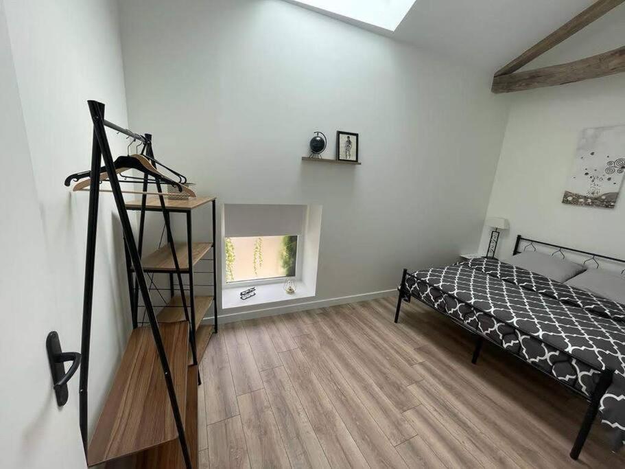 Gite De Charme - 3 Chambres, 5 Lits - De 4 A 7 Personnes Avanton Dış mekan fotoğraf
