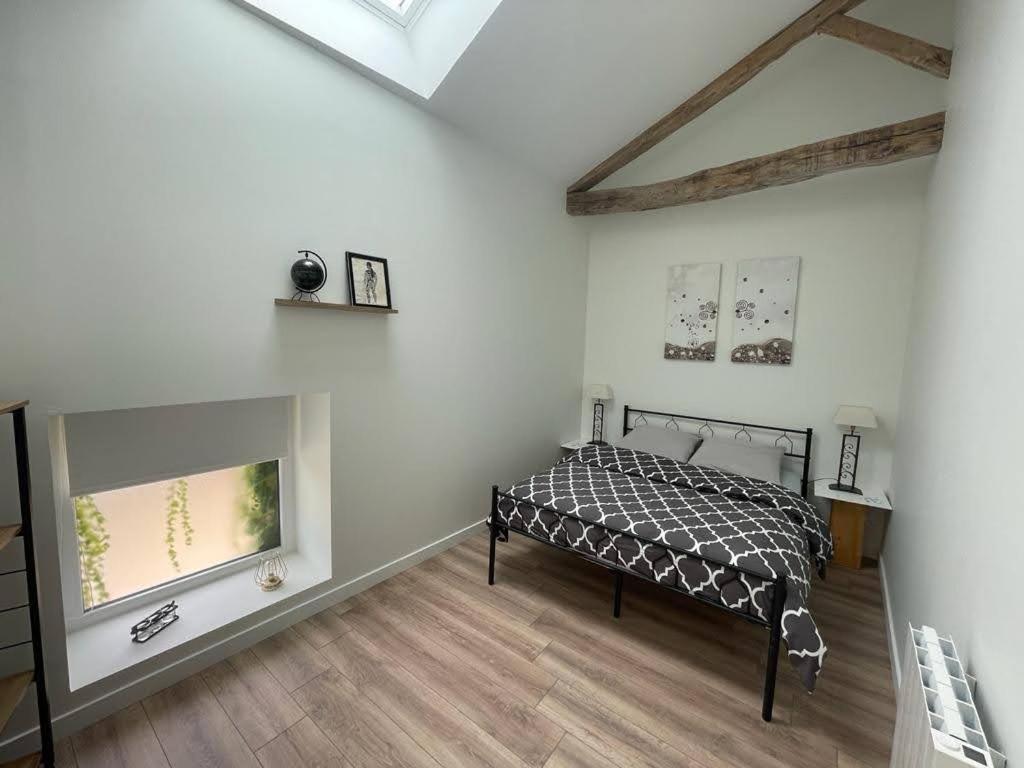 Gite De Charme - 3 Chambres, 5 Lits - De 4 A 7 Personnes Avanton Dış mekan fotoğraf