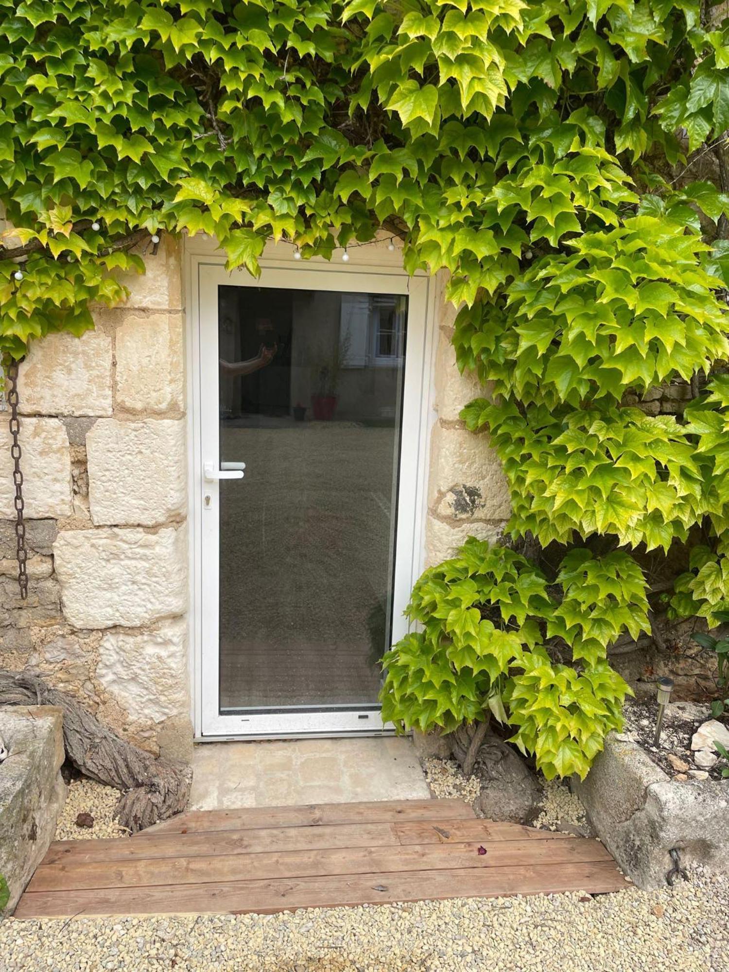Gite De Charme - 3 Chambres, 5 Lits - De 4 A 7 Personnes Avanton Dış mekan fotoğraf